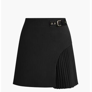 Commense Black Asymmetrical Skirt with Pleats